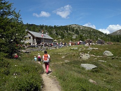 Rifugio Gattascosa (mt.1993)......e' in corso un meeting italo-svizzero